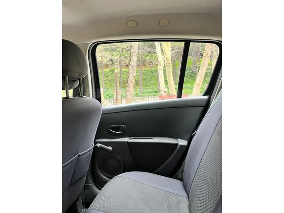 Sahibinden Renault Clio 1.2 Authentique 2009 Model 