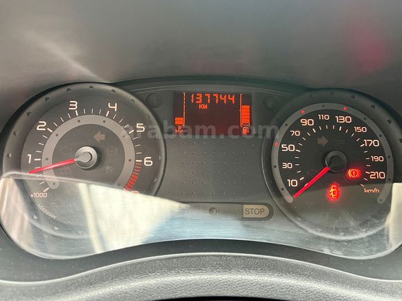 Sahibinden Renault Clio 1.2 Authentique 2009 Model 