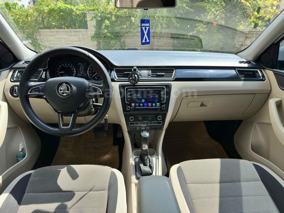 Sahibinden Skoda Rapid 1.6 CR TDI Spaceback Elegance 2014 Model 