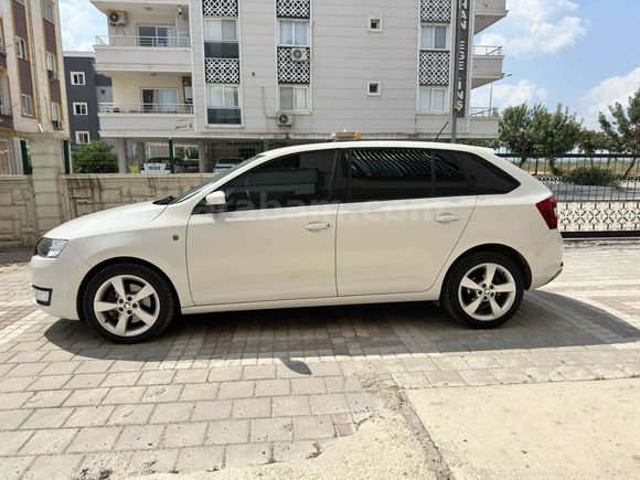 Sahibinden Skoda Rapid 1.6 CR TDI Spaceback Elegance 2014 Model 