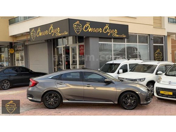 ÖMER ÖZER'DEN HATASIZ 2018 MODEL HONDA CİVİC ECO ELEGANCE
