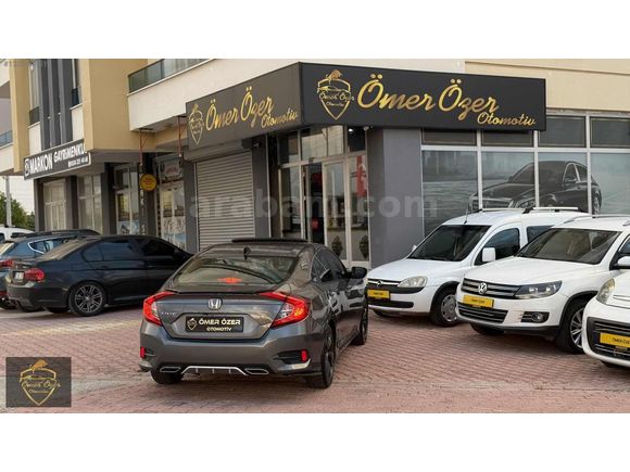 ÖMER ÖZER'DEN HATASIZ 2018 MODEL HONDA CİVİC ECO ELEGANCE