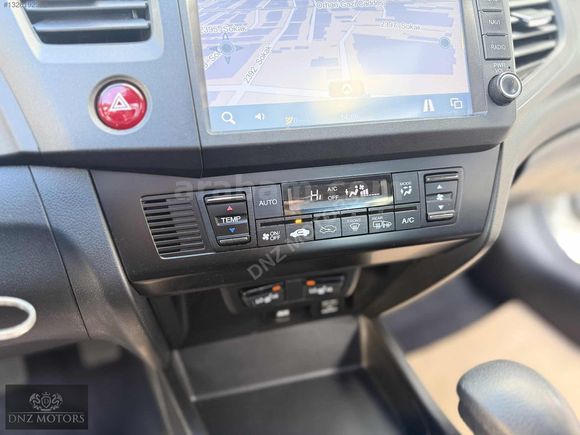 TR'TK 2015 FB7 CİVİC 37.500KM OTOMATK FUL Y.SRVS SUNROF/NAVİGSYN