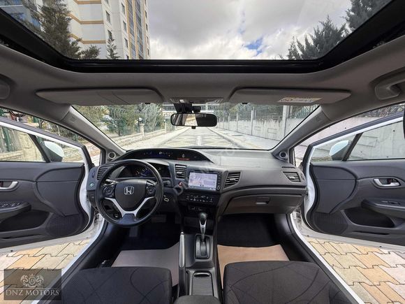 TR'TK 2015 FB7 CİVİC 37.500KM OTOMATK FUL Y.SRVS SUNROF/NAVİGSYN