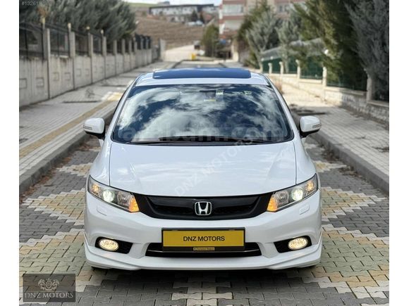 TR'TK 2015 FB7 CİVİC 37.500KM OTOMATK FUL Y.SRVS SUNROF/NAVİGSYN