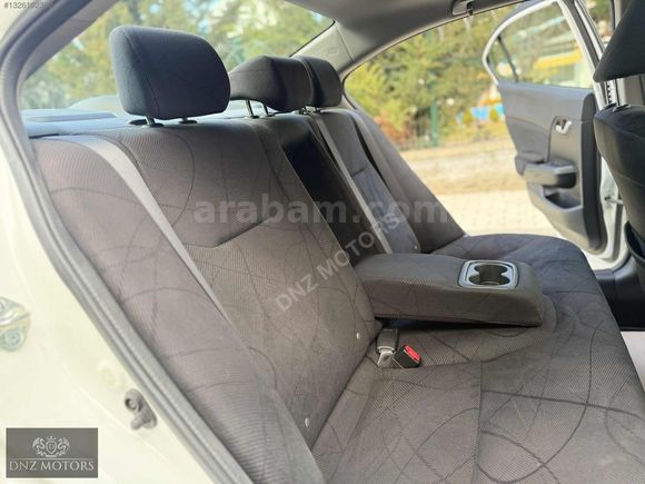 TR'TK 2015 FB7 CİVİC 37.500KM OTOMATK FUL Y.SRVS SUNROF/NAVİGSYN