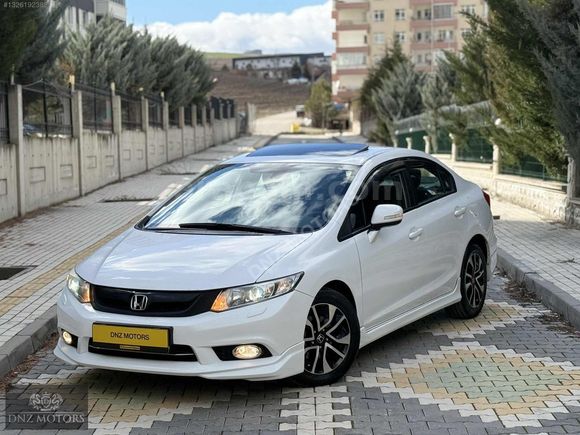 TR'TK 2015 FB7 CİVİC 37.500KM OTOMATK FUL Y.SRVS SUNROF/NAVİGSYN