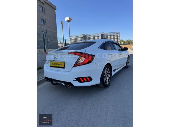 EKSPER GARANTİLİ 83.700 KM DE OTOMATİK VİTES