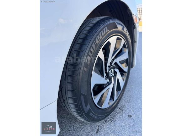 EKSPER GARANTİLİ 83.700 KM DE OTOMATİK VİTES