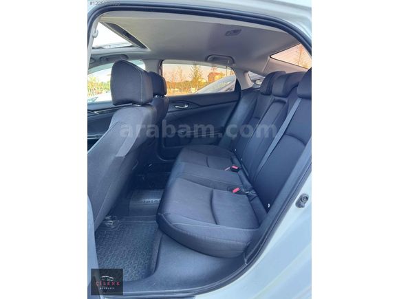 EKSPER GARANTİLİ 83.700 KM DE OTOMATİK VİTES