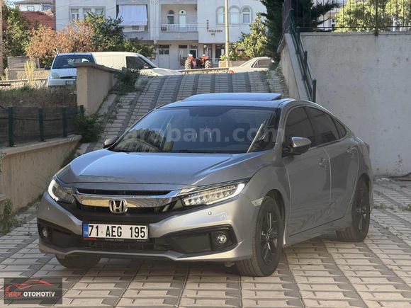BOYASIZ 2021 HONDA CİVİC ECO ELEGANCE