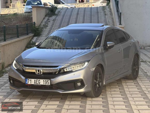 BOYASIZ 2021 HONDA CİVİC ECO ELEGANCE