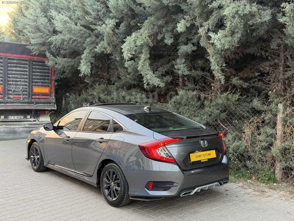 ÖZTÜRK'TEN HONDA CİVİC 1.6iVTEC ECO ELEGANCE