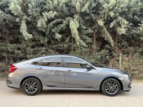 ÖZTÜRK'TEN HONDA CİVİC 1.6iVTEC ECO ELEGANCE