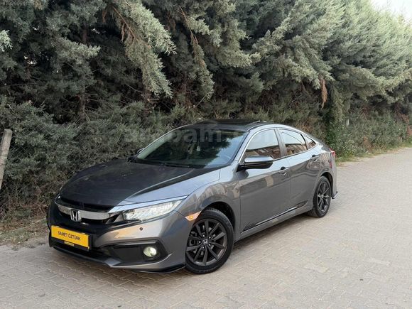 ÖZTÜRK'TEN HONDA CİVİC 1.6iVTEC ECO ELEGANCE