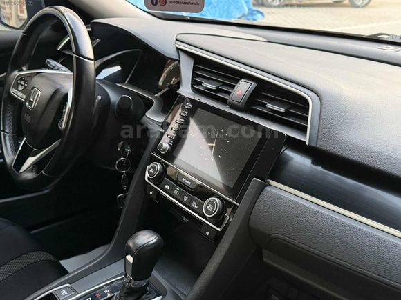 ÖZTÜRK'TEN HONDA CİVİC 1.6iVTEC ECO ELEGANCE