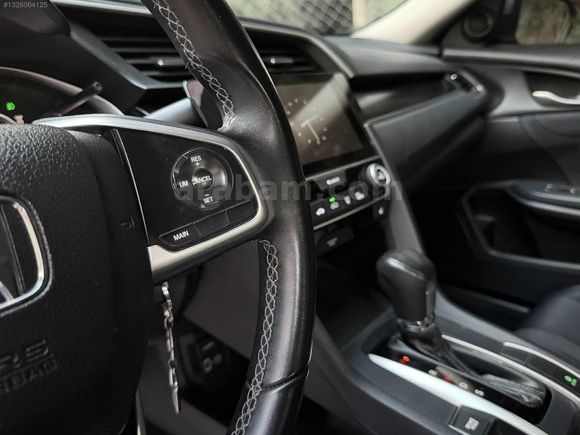 ÖZTÜRK'TEN HONDA CİVİC 1.6iVTEC ECO ELEGANCE