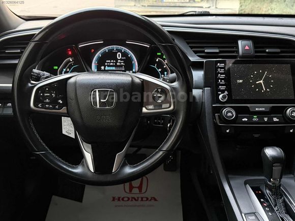 ÖZTÜRK'TEN HONDA CİVİC 1.6iVTEC ECO ELEGANCE