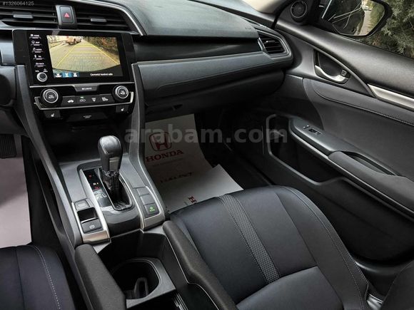 ÖZTÜRK'TEN HONDA CİVİC 1.6iVTEC ECO ELEGANCE