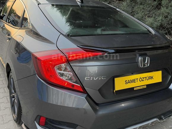 ÖZTÜRK'TEN HONDA CİVİC 1.6iVTEC ECO ELEGANCE