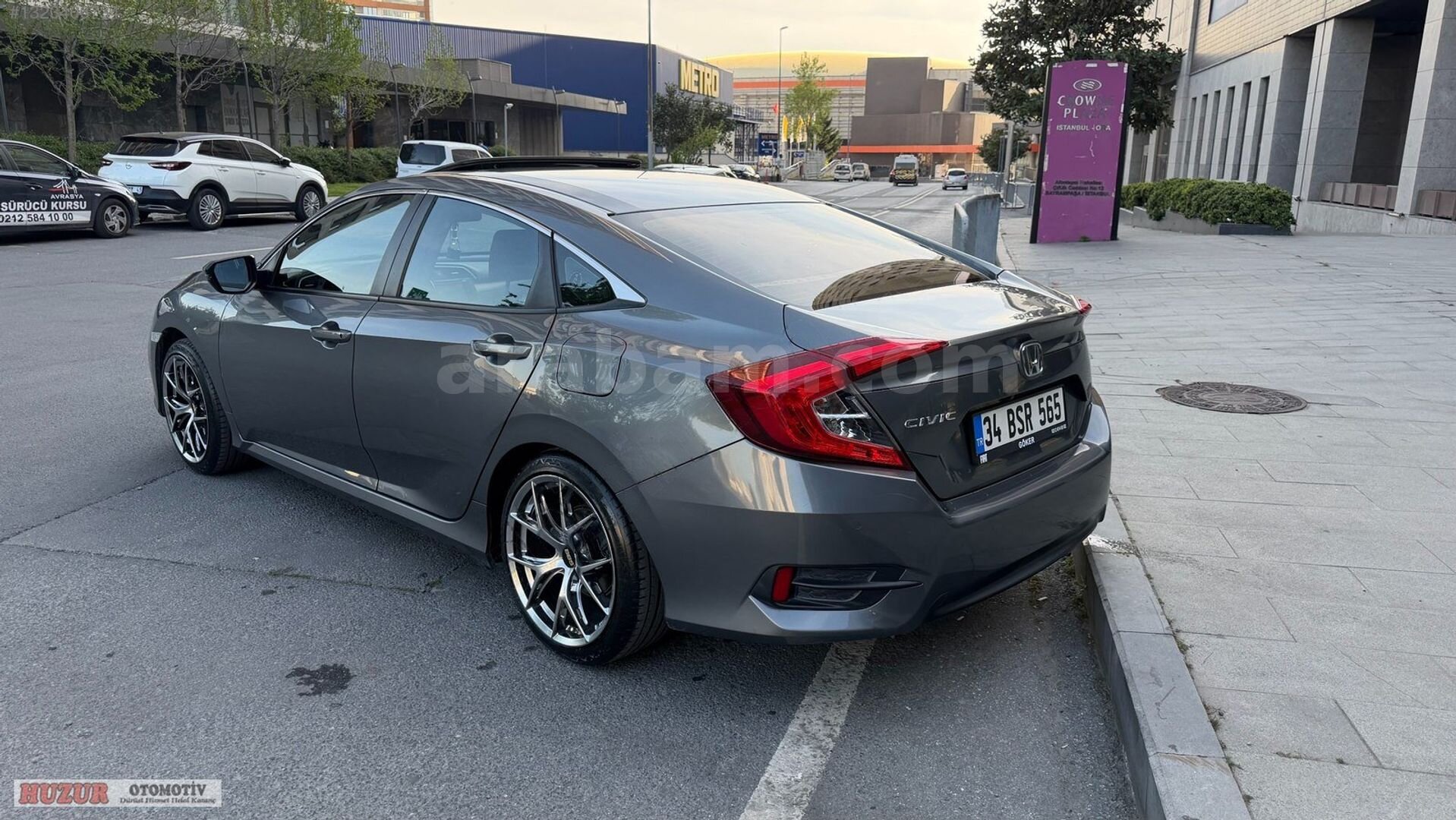 Galeriden Honda Civic 1.6i VTEC Eco Elegance 2018 Model İstanbul 82.000 km Füme 7