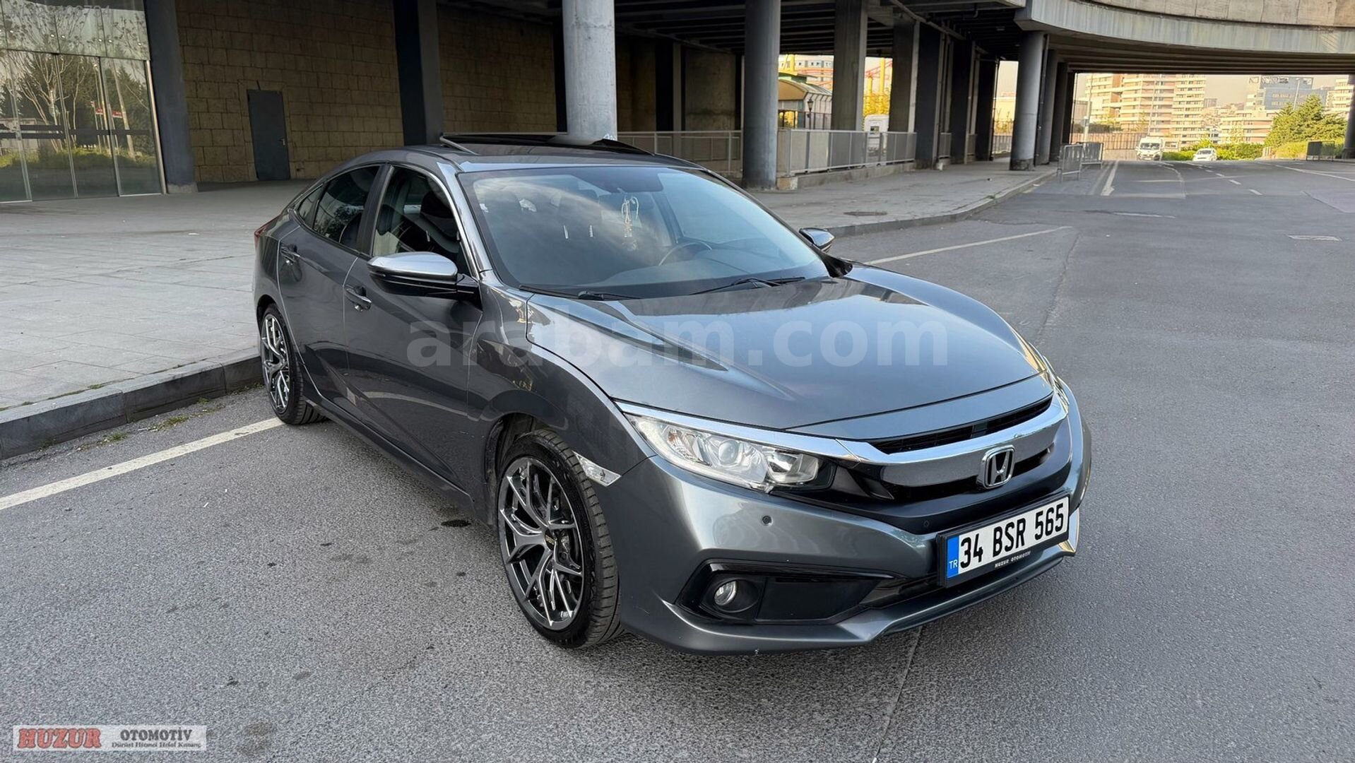Galeriden Honda Civic 1.6i VTEC Eco Elegance 2018 Model İstanbul 82.000 km Füme 3
