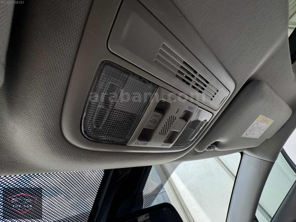 **2021 1.6i-VTEC ECO ELEGANCE HATASIZ BOYASIZ DEGİŞENSİZ**