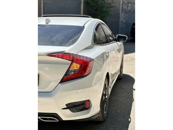 AD AUTO'DAN 2020 MODEL HATASIZ BOYASIZ HONDA CİVİC DÜŞÜK KM