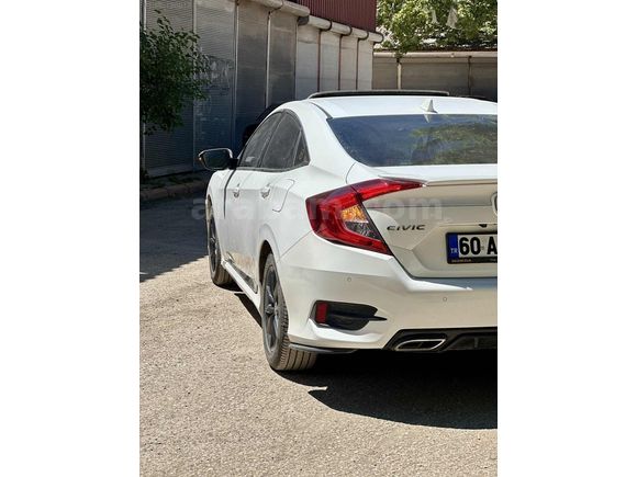 AD AUTO'DAN 2020 MODEL HATASIZ BOYASIZ HONDA CİVİC DÜŞÜK KM