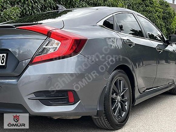 ÖMÜR OTO'DAN CİVİC ECO ELEGANCE 70 BİNDE MAKYAJLI BOYASIZ