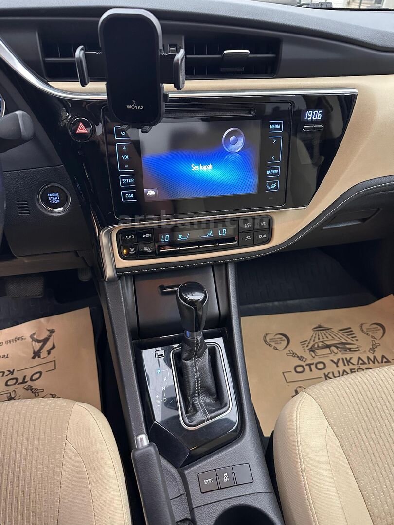 Sahibinden Toyota Corolla 1.6 Advance 2017 Model Sakarya 130.000 km Bordo 7