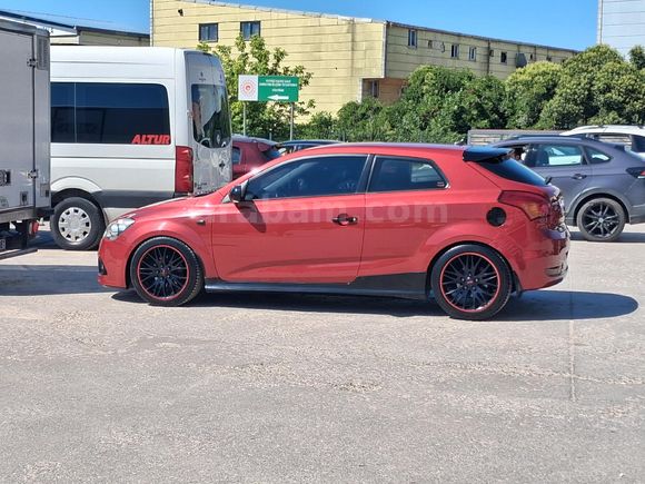 Sahibinden Kia Pro Ceed 1.6 CRDi Cool 2011 Model