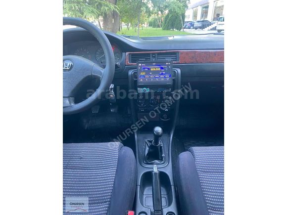 HONDA CİVİC 1.4 KLİMALI