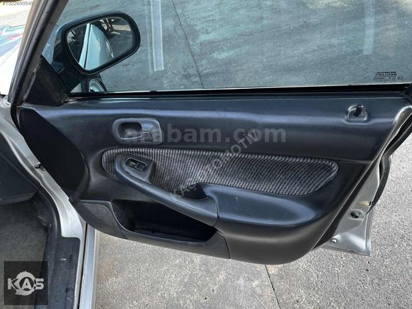 Honda Civic 1999 model masrafsız tertemiz