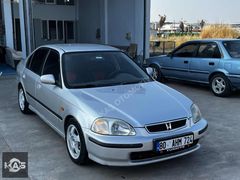 Honda Civic 1999 model masrafsız tertemiz
