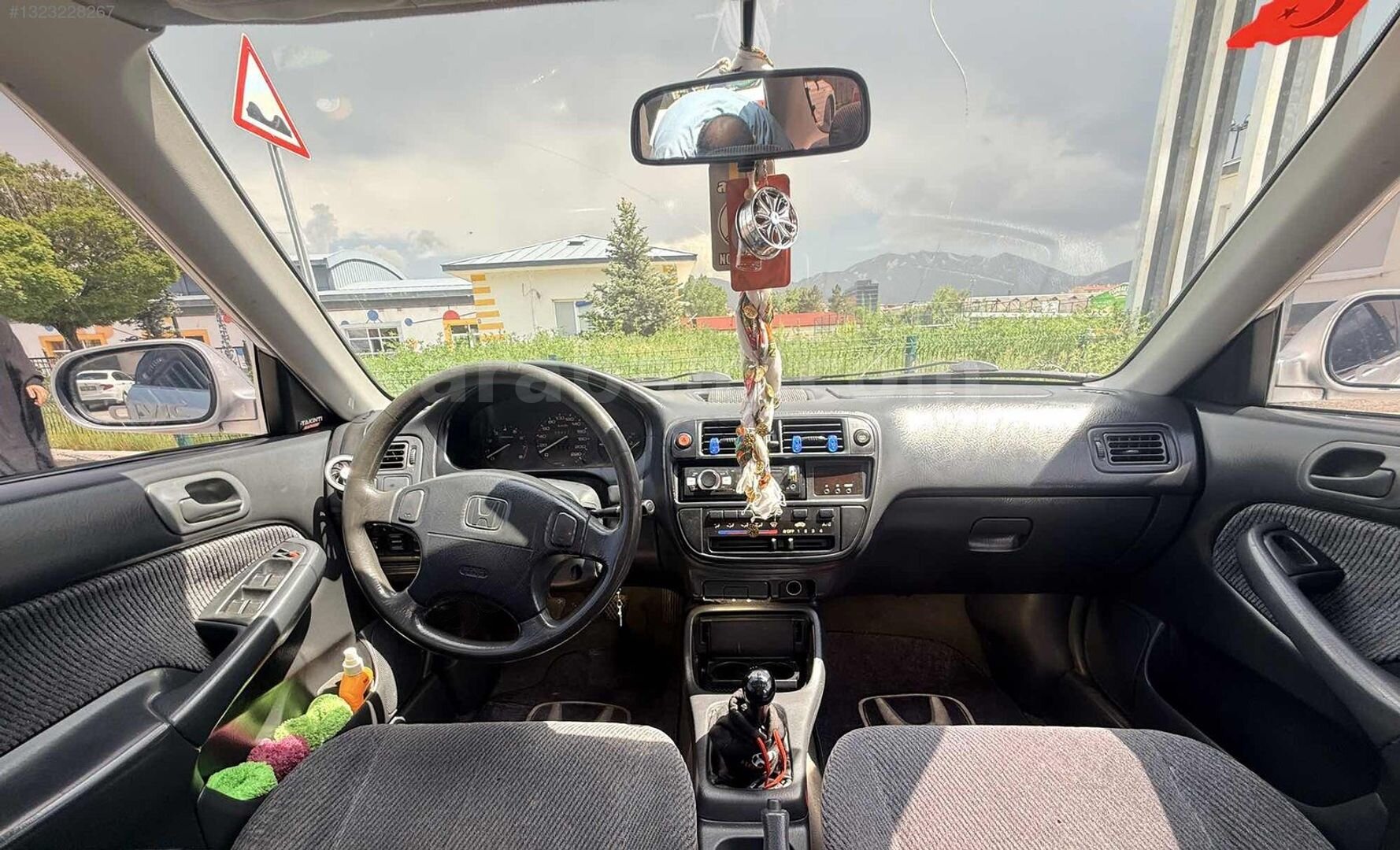 Galeriden Honda Civic 1.4 i S 1998 Model Erzurum 308.000 km Gri 2
