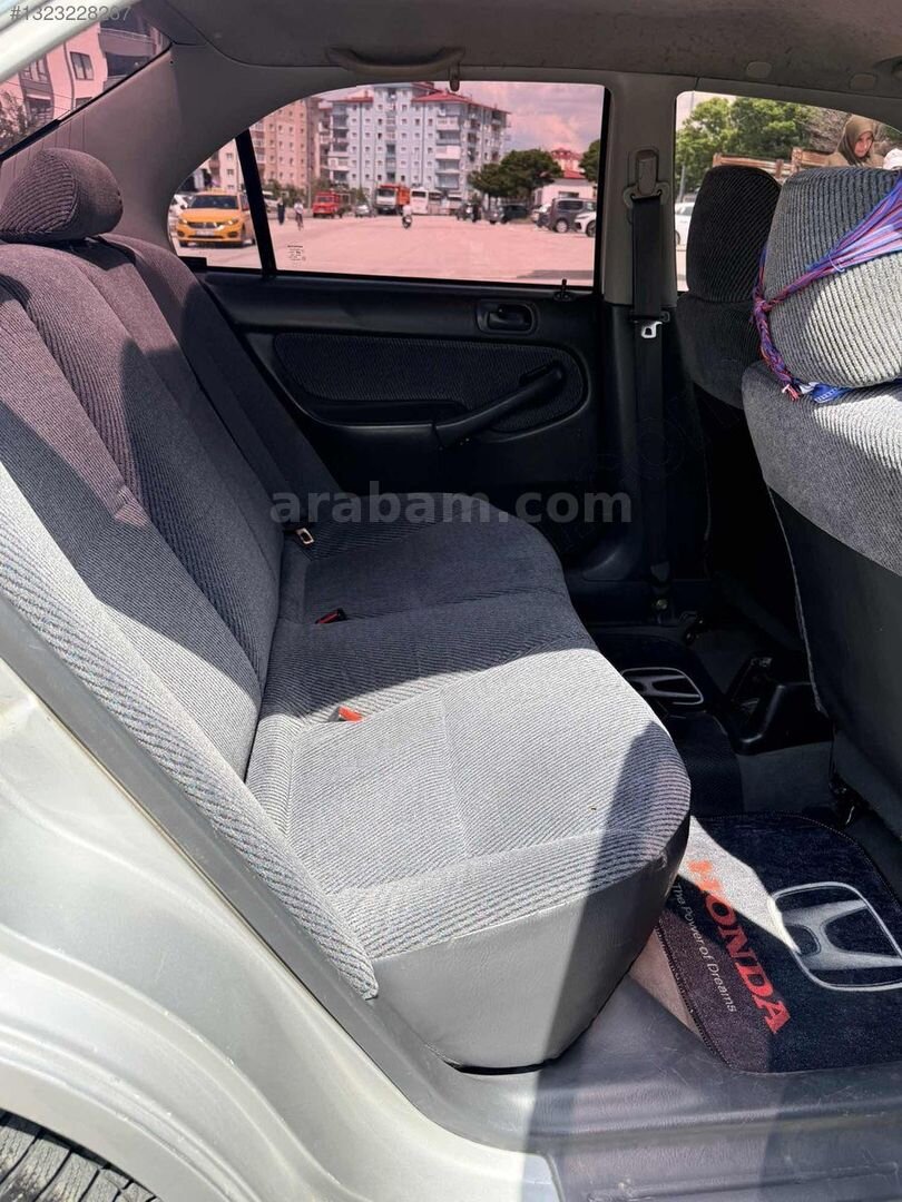 Galeriden Honda Civic 1.4 i S 1998 Model Erzurum 308.000 km Gri 7