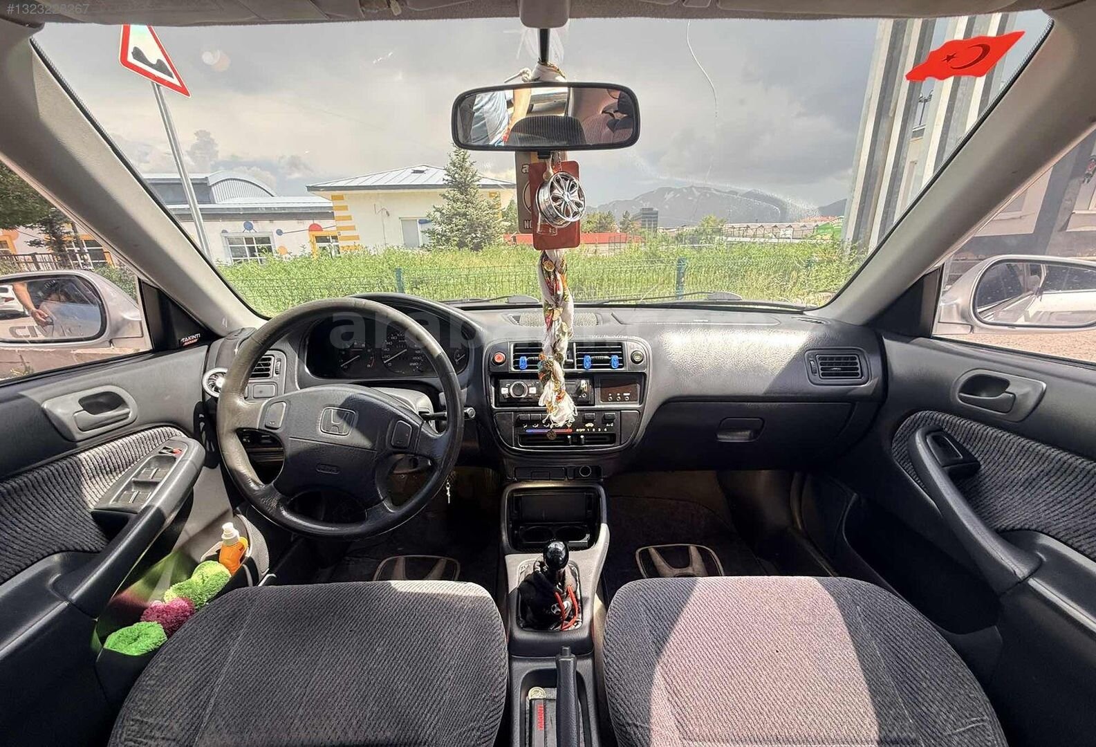 Galeriden Honda Civic 1.4 i S 1998 Model Erzurum 308.000 km Gri 3