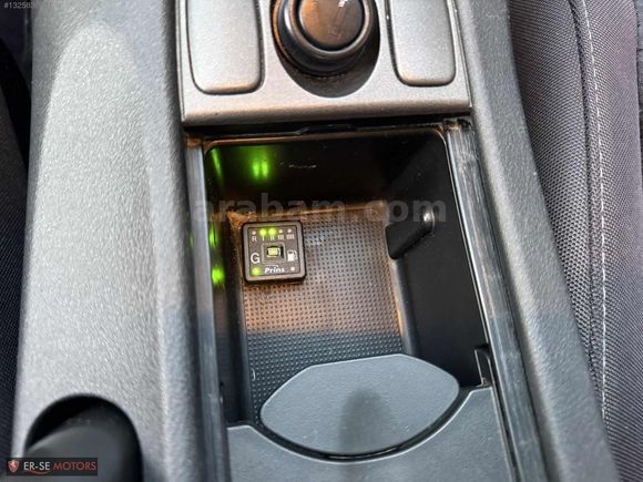 HONDA CİVİC HATCBACK 1.4 SPORT I·-SHİFT DÜŞÜK KİLOMETREDE