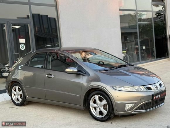 HONDA CİVİC HATCBACK 1.4 SPORT I·-SHİFT DÜŞÜK KİLOMETREDE