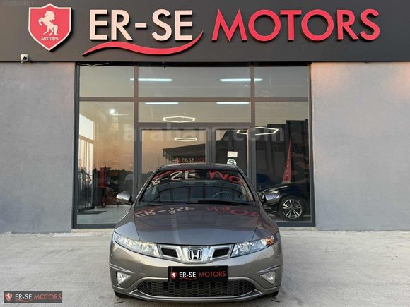 HONDA CİVİC HATCBACK 1.4 SPORT I·-SHİFT DÜŞÜK KİLOMETREDE