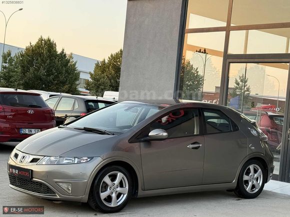 HONDA CİVİC HATCBACK 1.4 SPORT I·-SHİFT DÜŞÜK KİLOMETREDE