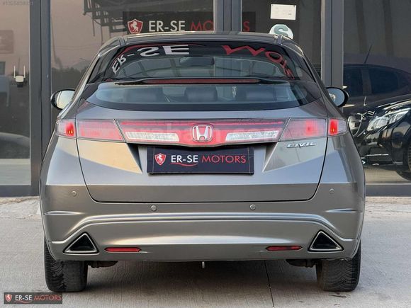 HONDA CİVİC HATCBACK 1.4 SPORT I·-SHİFT DÜŞÜK KİLOMETREDE