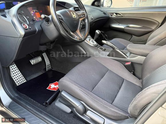 HONDA CİVİC HATCBACK 1.4 SPORT I·-SHİFT DÜŞÜK KİLOMETREDE