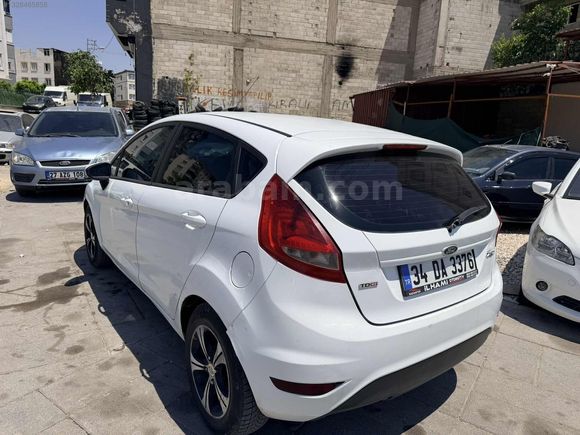 2011 FORD FİESTA 1.4 TDCİ KLİMA AKTİF