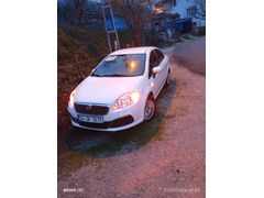 Sahibinden Fiat Linea 1.3 Multijet Easy 2013 Model Kocaeli 165.000 km Beyaz