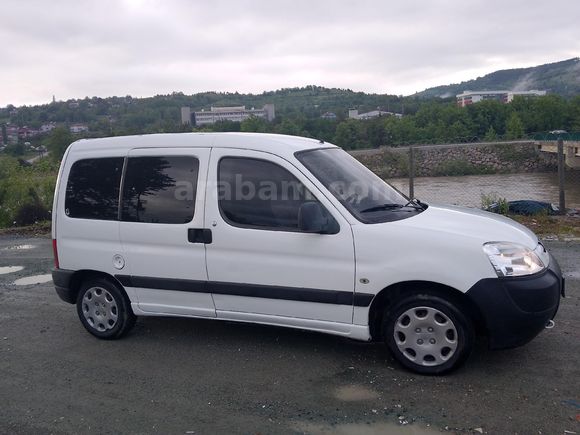 Sahibinden Peugeot Partner 1.9 D 2004 Model
