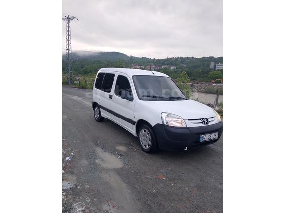 Sahibinden Peugeot Partner 1.9 D 2004 Model
