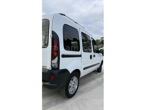 Sahibinden Renault Kangoo Express 1.9 DTi 2000 Model  227 km Beyaz