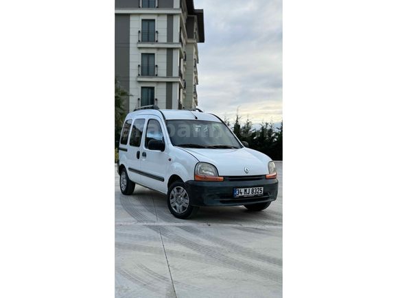 Sahibinden Renault Kangoo Express 1.9 DTi 2000 Model  227 km Beyaz